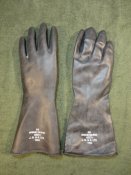 Резиновые перчатки армии Великобритании.Размер 9.    лот(2)