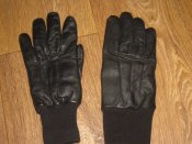 Лот №А2295 Перчатки черные кожаные утепленные р. 7