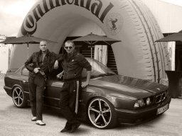 BMW740