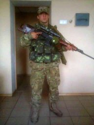 Дмитрийqrz