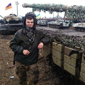 23-річний мехвод 30 ОМБр мол. сержант Олександр Веремко «Веремич».На його рахунку з 2014: 8 знищених ворожих бойових машин, 3 танки, 4 БМП ...