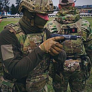 8 окремий полк