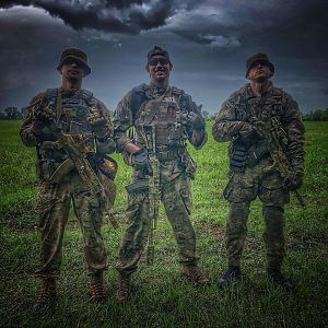 Злобные каратели...