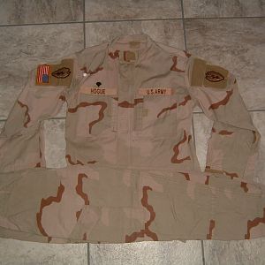 D285