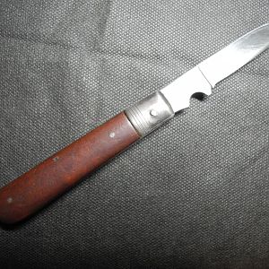 852