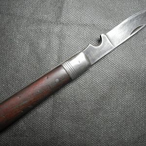 865