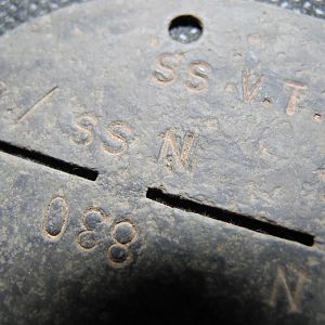 926