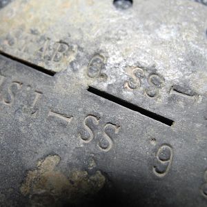 927