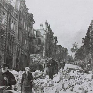 Руїна на Прорізній вулиці, весна 1942