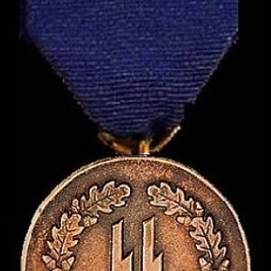 SS LONG  SERVICE  -   4  YEARS