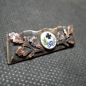 977