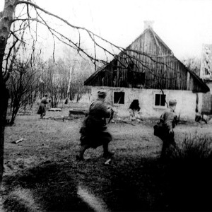 Бой за населенный пункт. Германия, 1944 г..jpg