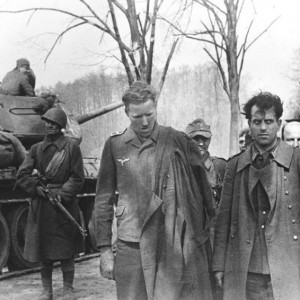 Последние военнопленные. Апрель 1945 г..jpg