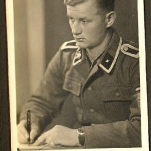 x_4f3366d8.jpg