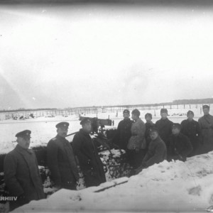 Бойцы 9. Эстонского полка на позиции около деревни Дубровка в декабре 1919 г..jpg