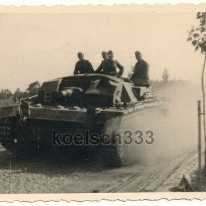 gjr99sturmgeschtzpanzer.jpg