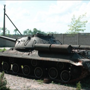 ИС-3 в Новых Петровцах