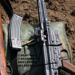 9809M98_und_MP44_mit_Patr_Named.jpg