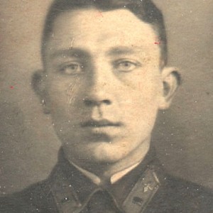 Лётчик 1 аэ младший лейтенант Зотов.jpg