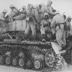 11panzerdivpanzeriveinf.jpg