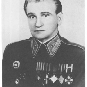 jM7_LCsz1_4.jpg