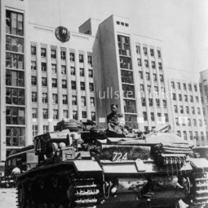 minsk-mensk-gorad-na-fotazdymkah-chasou-2-susvetnay-vayny-3817-1331559080_b1.jpg