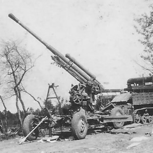 85-мм советская зенитная пушка образца 1939/1944 года