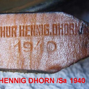 ARTHUR HENNIG DHORN .So 1940zя.jpg