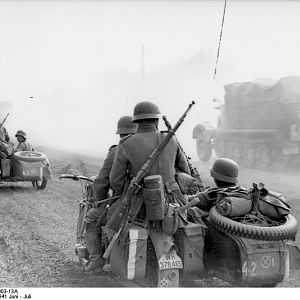 Russland_Motorräder_mit_Beiwagen