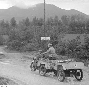 Italien_Treibstofftransport_mit_Motorrad