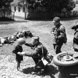 1324019869_world-war-ii-18-b177.ru