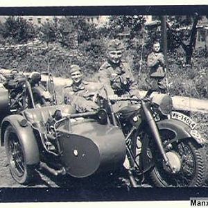 WWII-german-motorcycle-and-sidecar