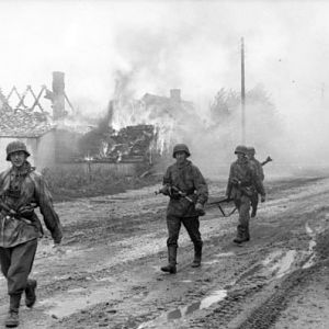 Soldier-at-left-g43_1