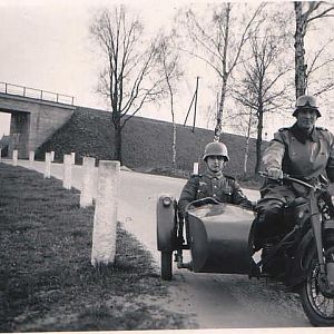 38bmwR12WH-40460_Baydeww2