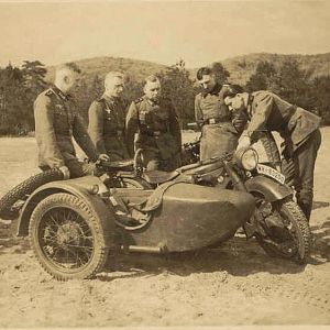 39bmwR12WH-83200_1Baydeww2
