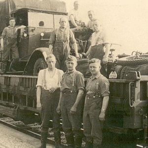 41bmwmitseitenwagenihenschel33Ostfront_Baydeww2