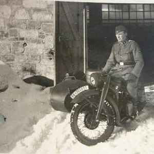 42bmwR12SS-301011_W