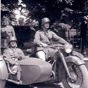 BmwR12WH-179607_Baydeww2