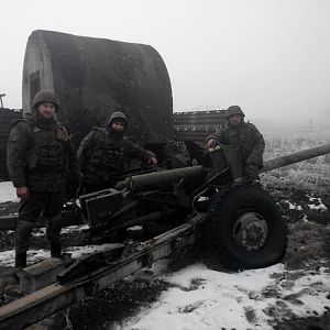 Трофейная «Рапира» 25 бригады под Спартаком 2015 г.