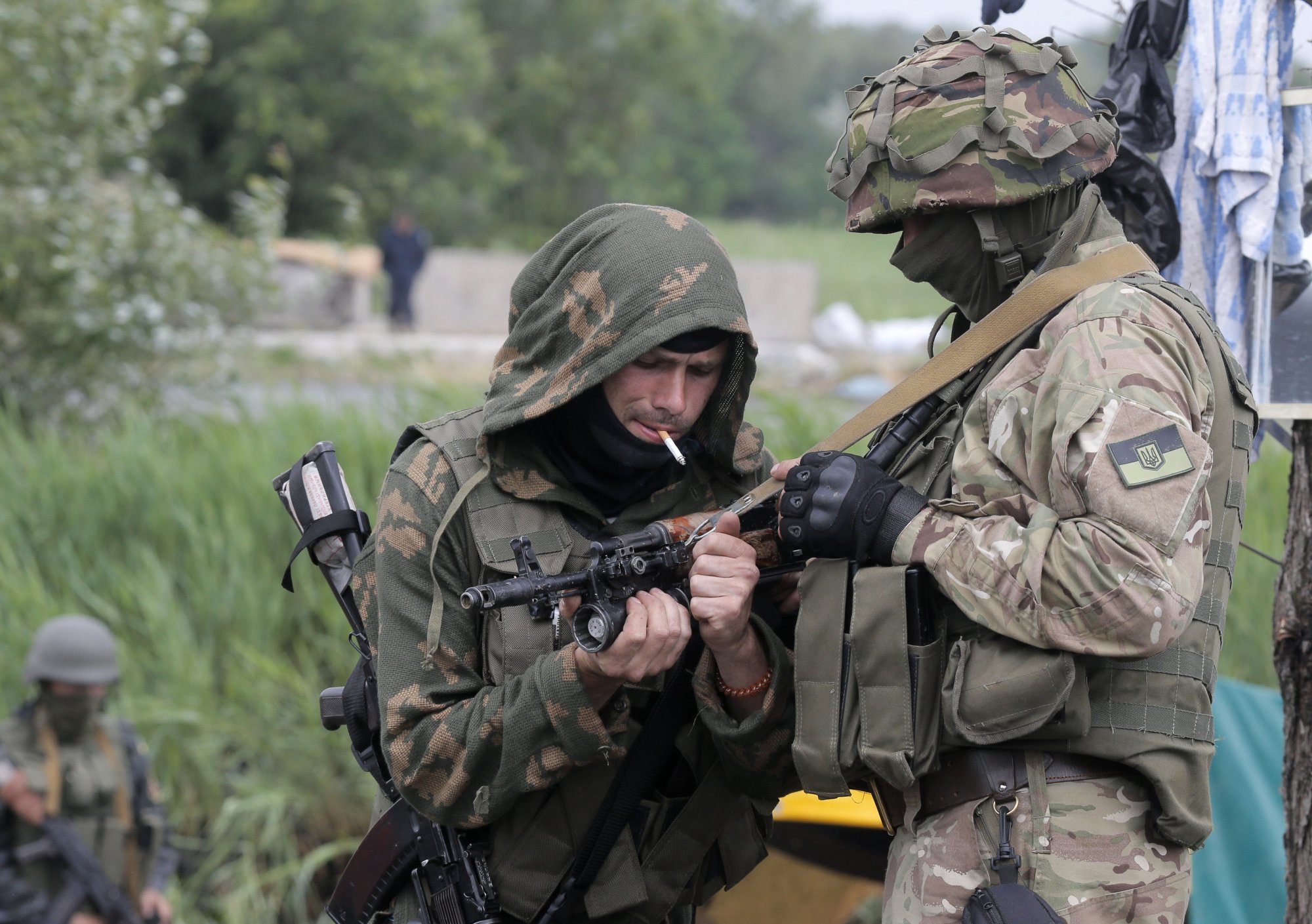 Укр солдат. Украинские военные. Украинская армия. Военный АТО.