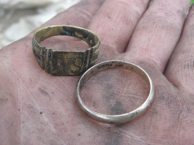 Бронзовое кольцо история жизни обычной семьи 50. Клемаобручальные кольца 333 Вермахт. Немецкое кольцо. Кольца солдат вермахта.