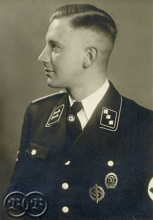 german soldier haircut - 488 × 700.